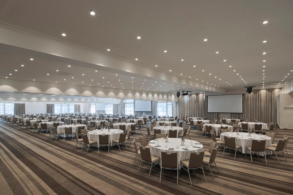 A New Era in Wine Country: From Crowne Plaza to Rydges Resort Hunter Valley Reit Conferences Pty Ltd